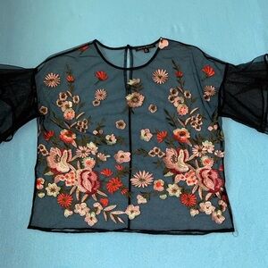 HAUTE MONDE sheer floral embroidered elegant ruffle bell short sleeves size XL